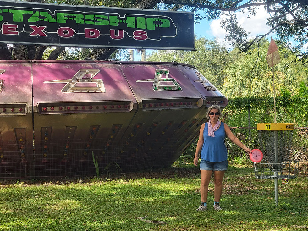 steph at showmens disc golf course